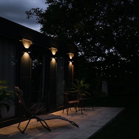 Apartmán Tiny House Mezi Sklepy Kobylí Exteriér fotografie