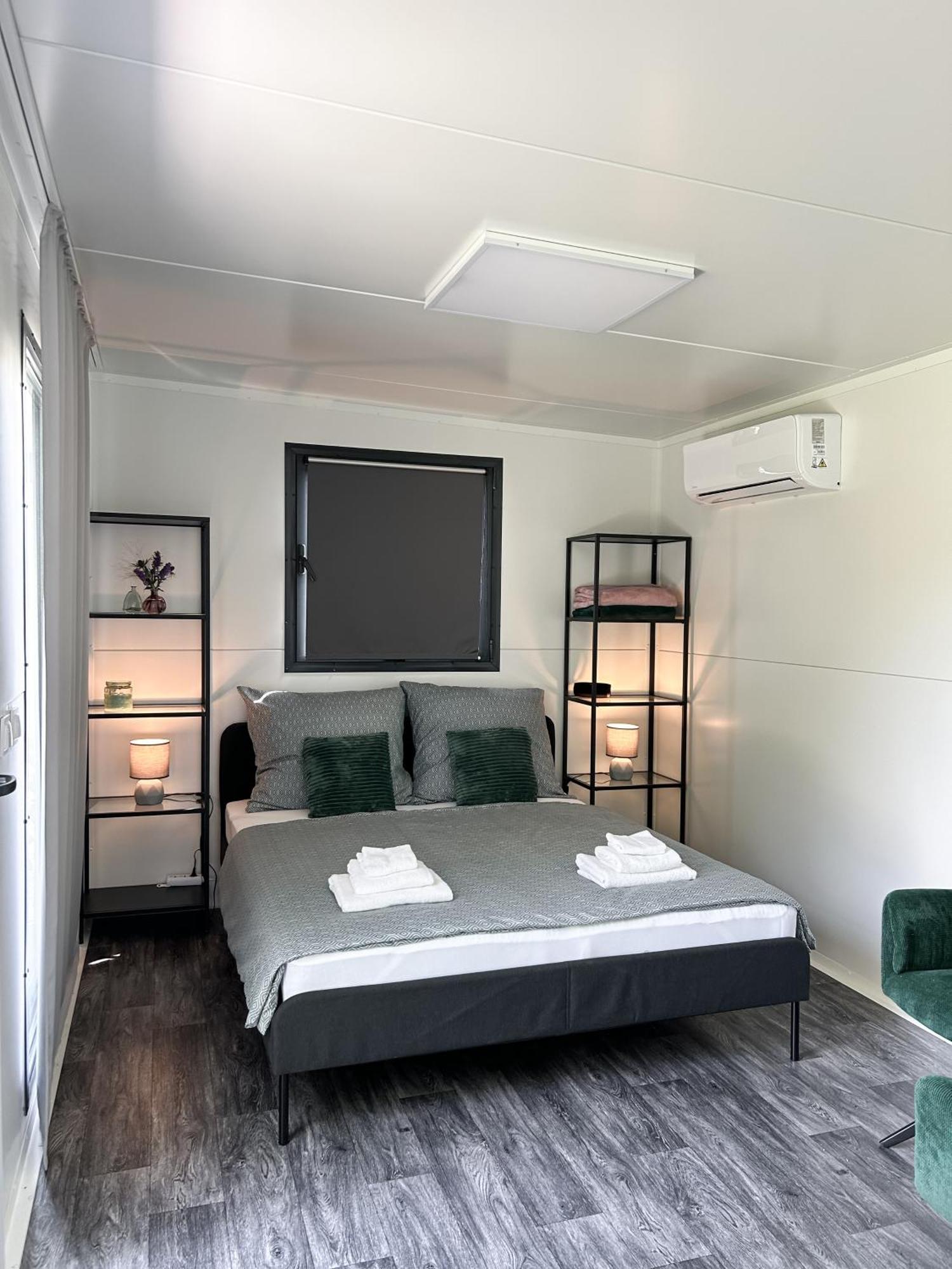 Apartmán Tiny House Mezi Sklepy Kobylí Exteriér fotografie